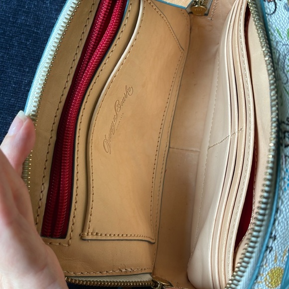 Disney Dooney Ambler Dog Sketch Crossbody Purse - Picture 8 of 10